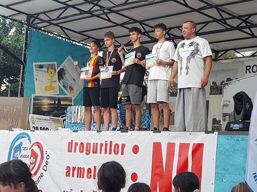 AUR ȘI BRONZ PENTRU SPORTIVII DE LA CS TORNADO TAEKWONDO MUREȘ, LA CAMPIONATUL NAȚIONAL